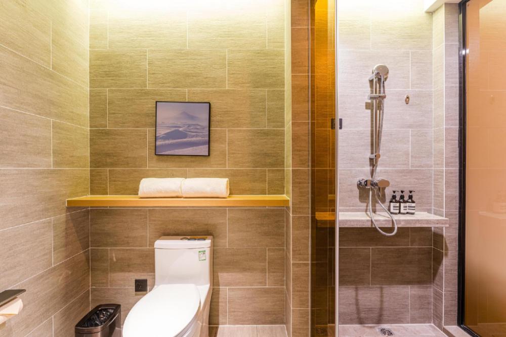 atour hotel jiaxing haiyan haifeng road