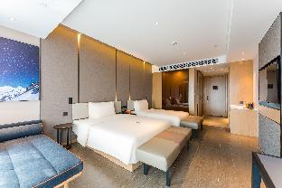 atour hotel jiaxing haiyan haifeng road