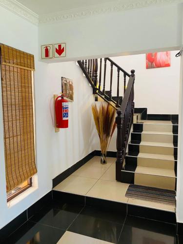 airport doozy guest house