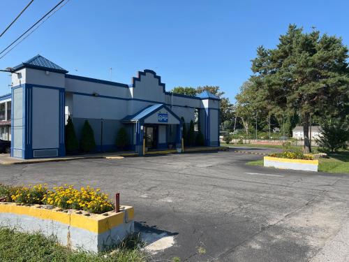 indysouth western inn