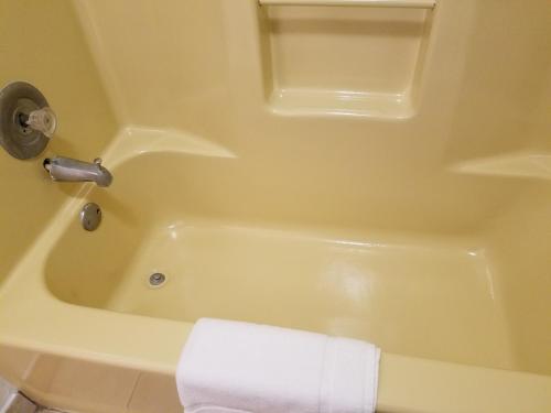 indysouth western inn