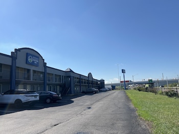 indysouth western inn