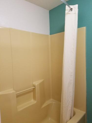 indysouth western inn