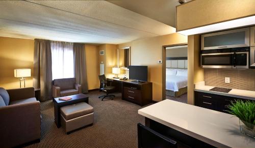 homewood suites by hilton hamilton ontario canada