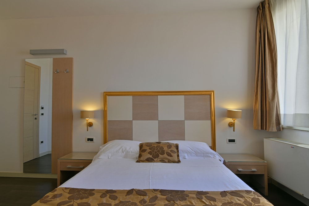 hotel le chevalier