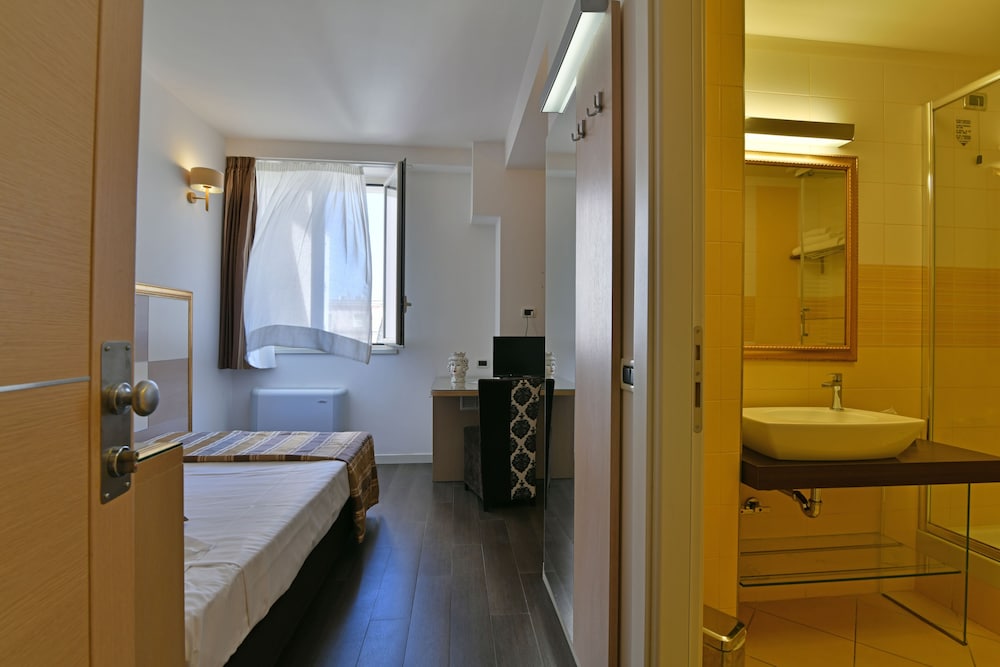hotel le chevalier