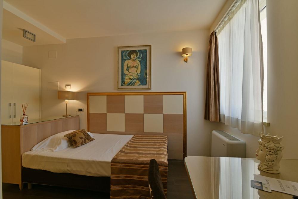 hotel le chevalier