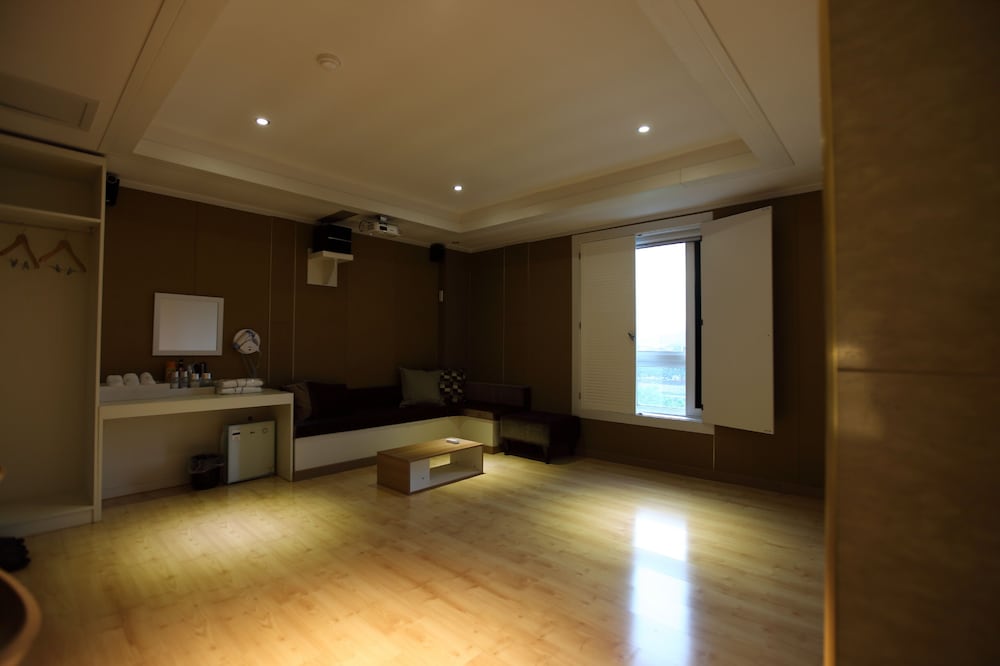 namwon river motel