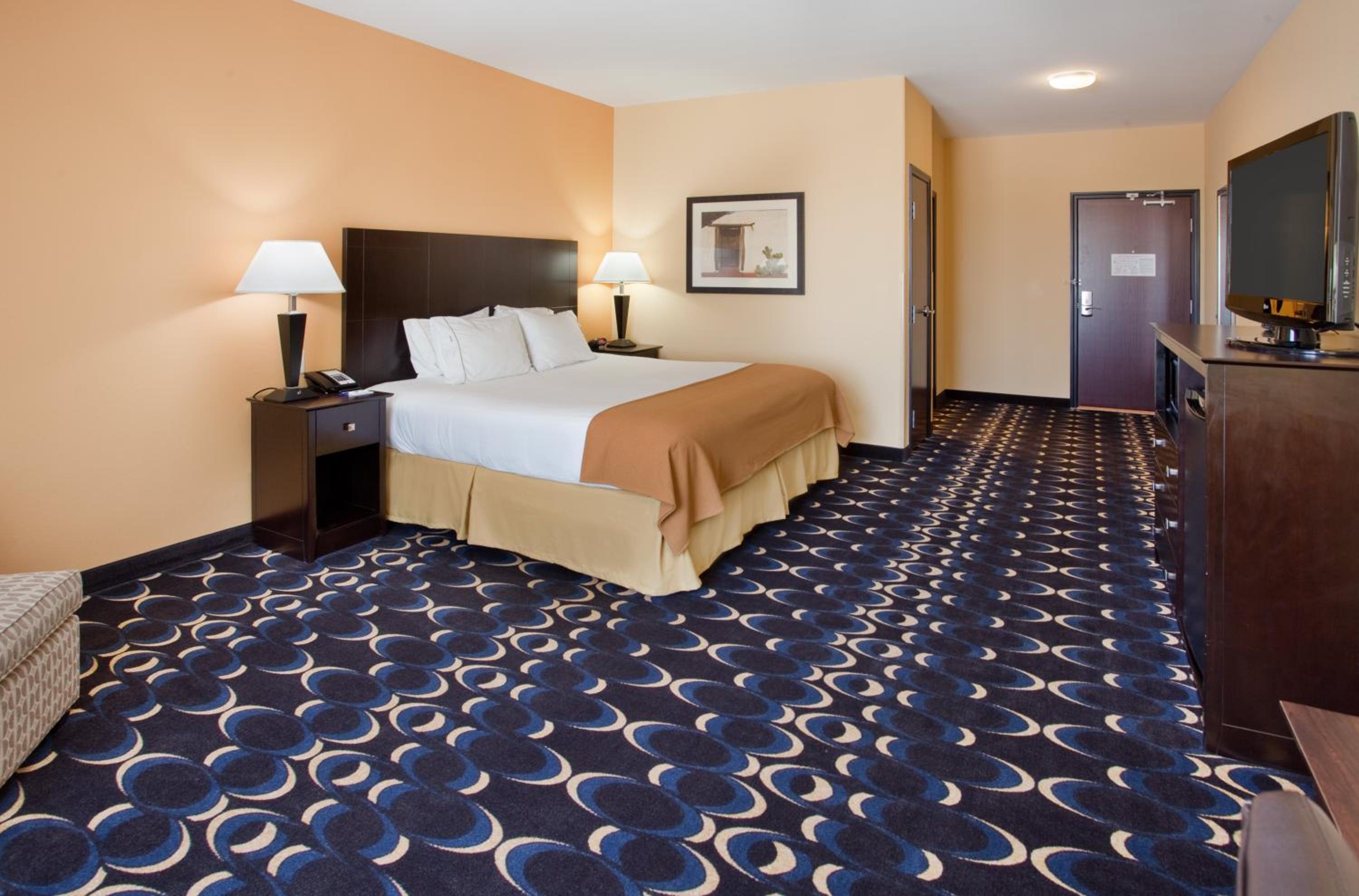 holiday inn express and suites las cruces north by ihg