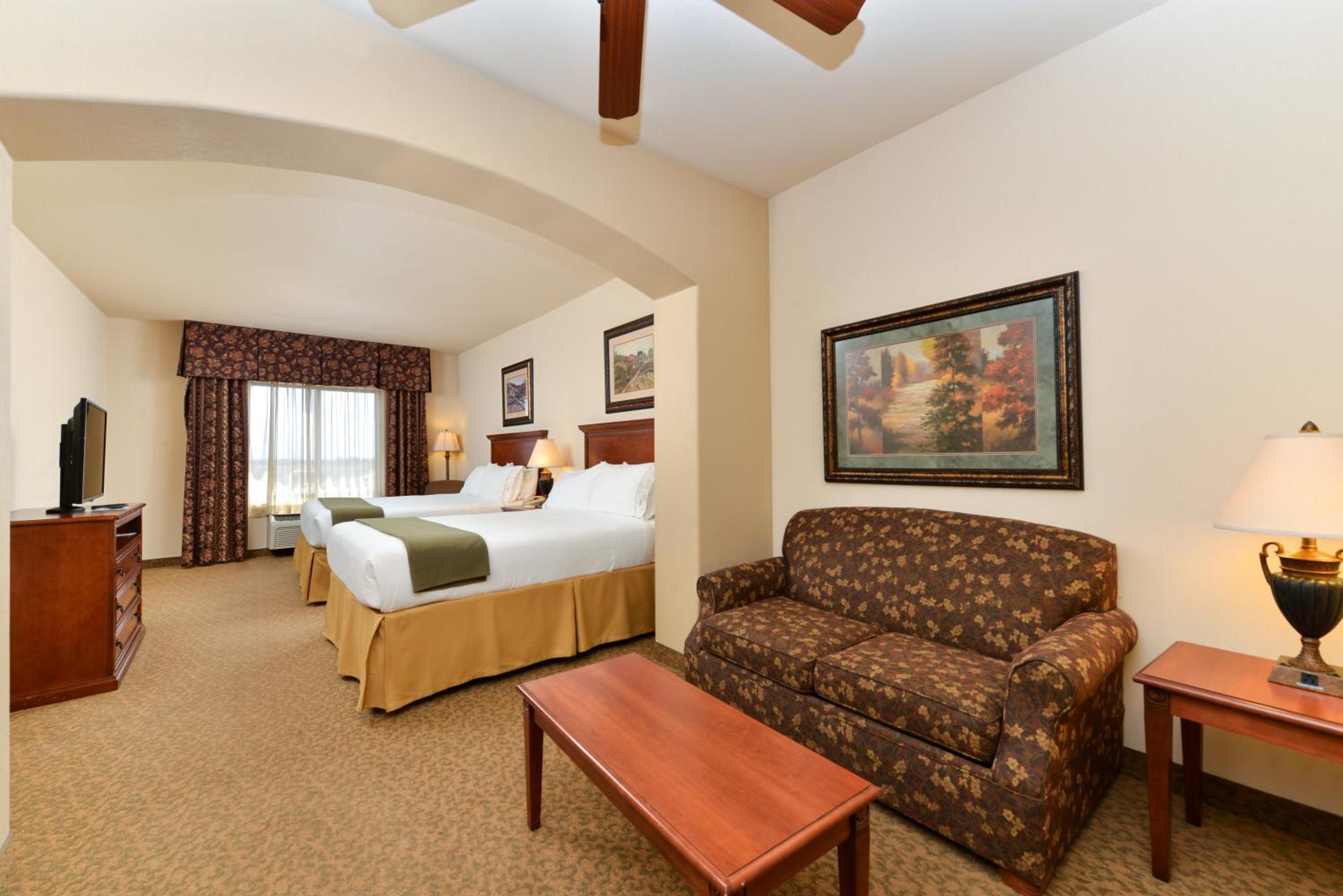 holiday inn express hotel and suites las cruces by ihg