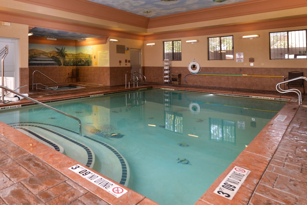 holiday inn express hotel and suites las cruces by ihg