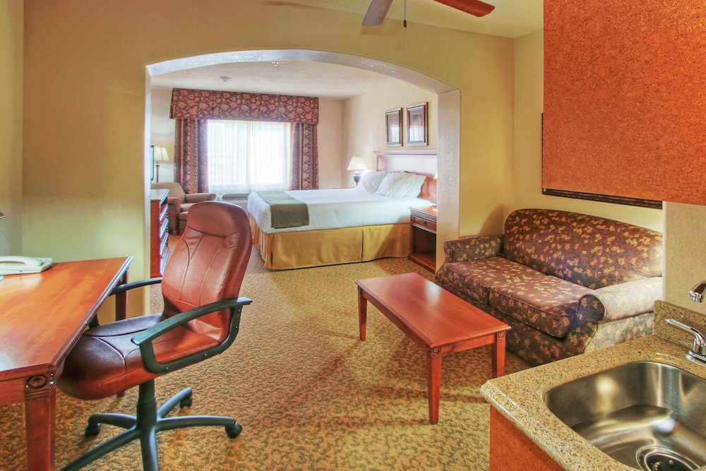 holiday inn express hotel and suites las cruces by ihg