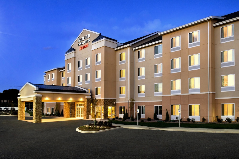 fairfield inn and suites watertown thousand islands