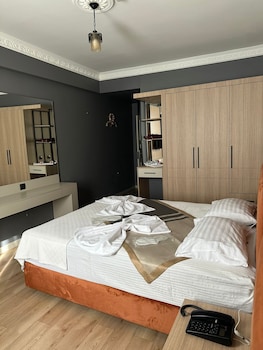 metros hotel