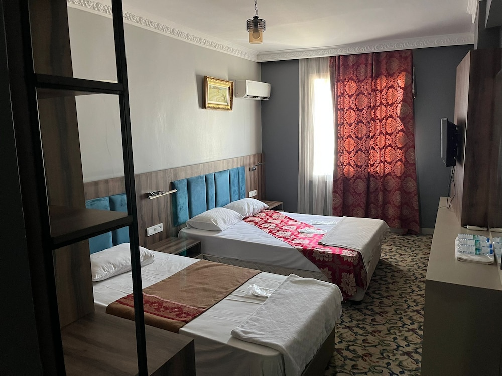 metros hotel