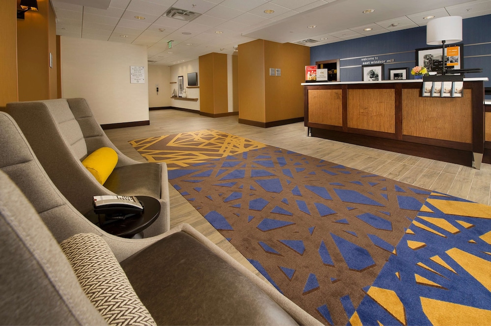 hampton inn and suites baltimore woodlawn