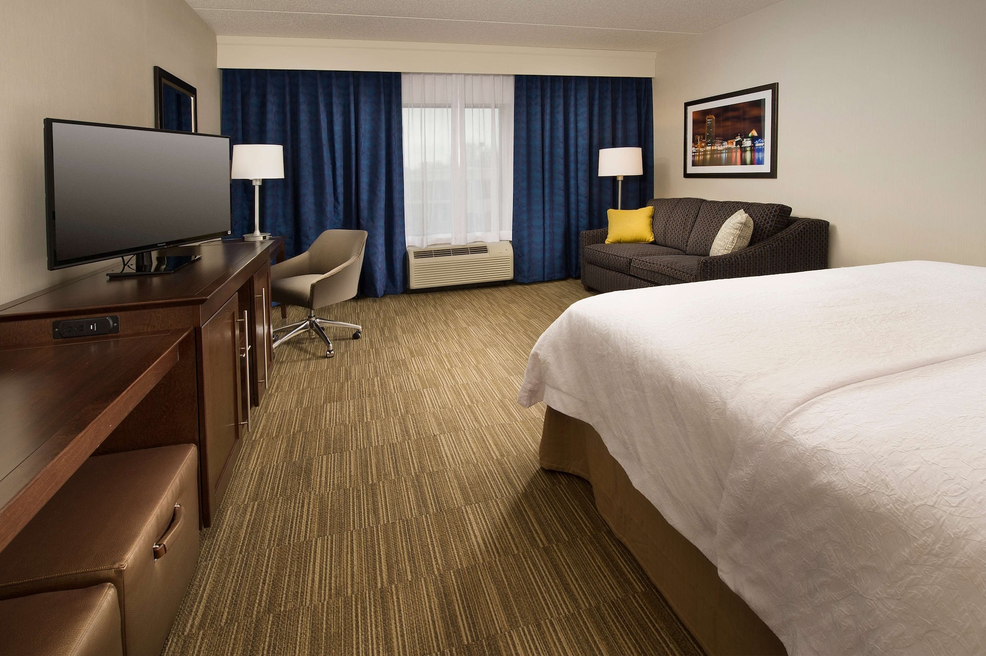 hampton inn and suites baltimore woodlawn