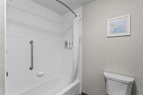 hampton inn and suites baltimore woodlawn