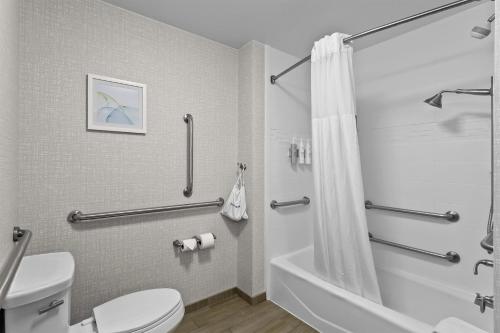 hampton inn and suites baltimore woodlawn