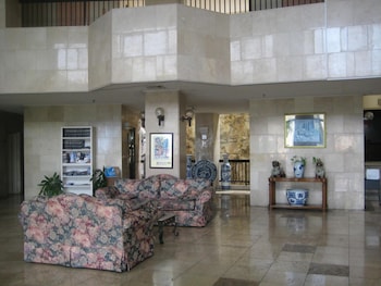 tumon bay capital hotel