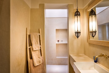 dar baraka and karam