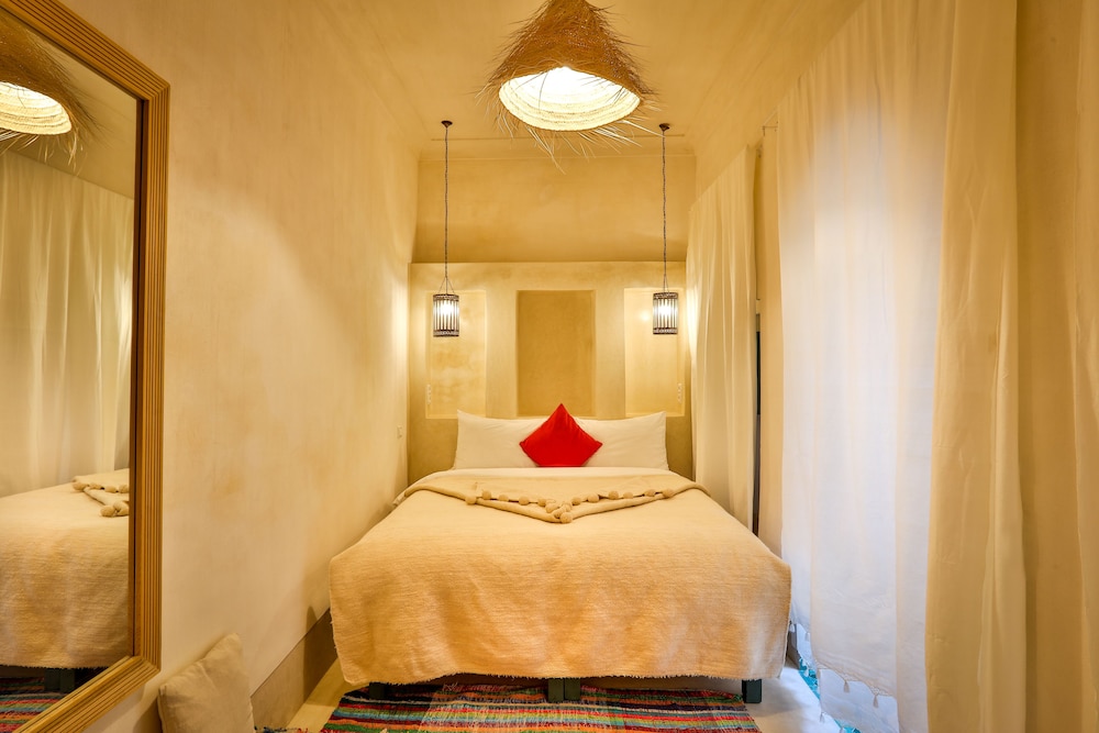 dar baraka and karam