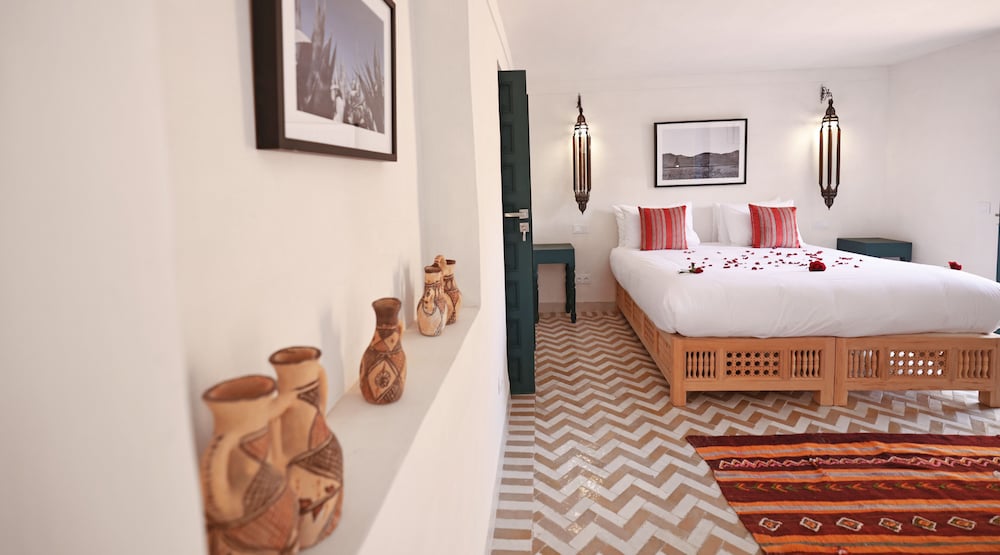 dar baraka and karam