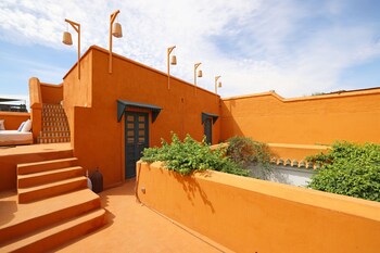 dar baraka and karam