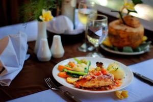 crystal bay villa and residence