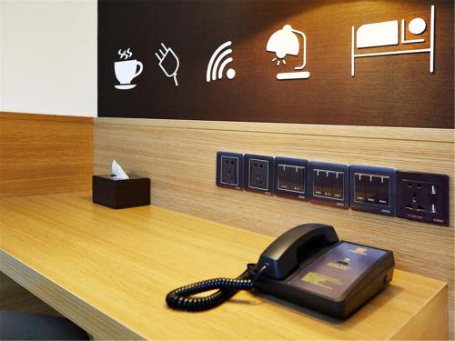 7 days premium shenzhen che gong miao branch