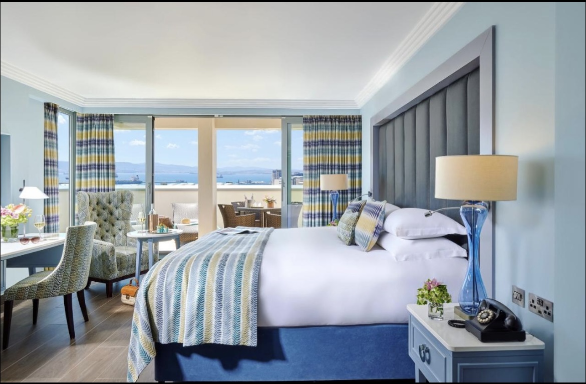 the eliott hotel