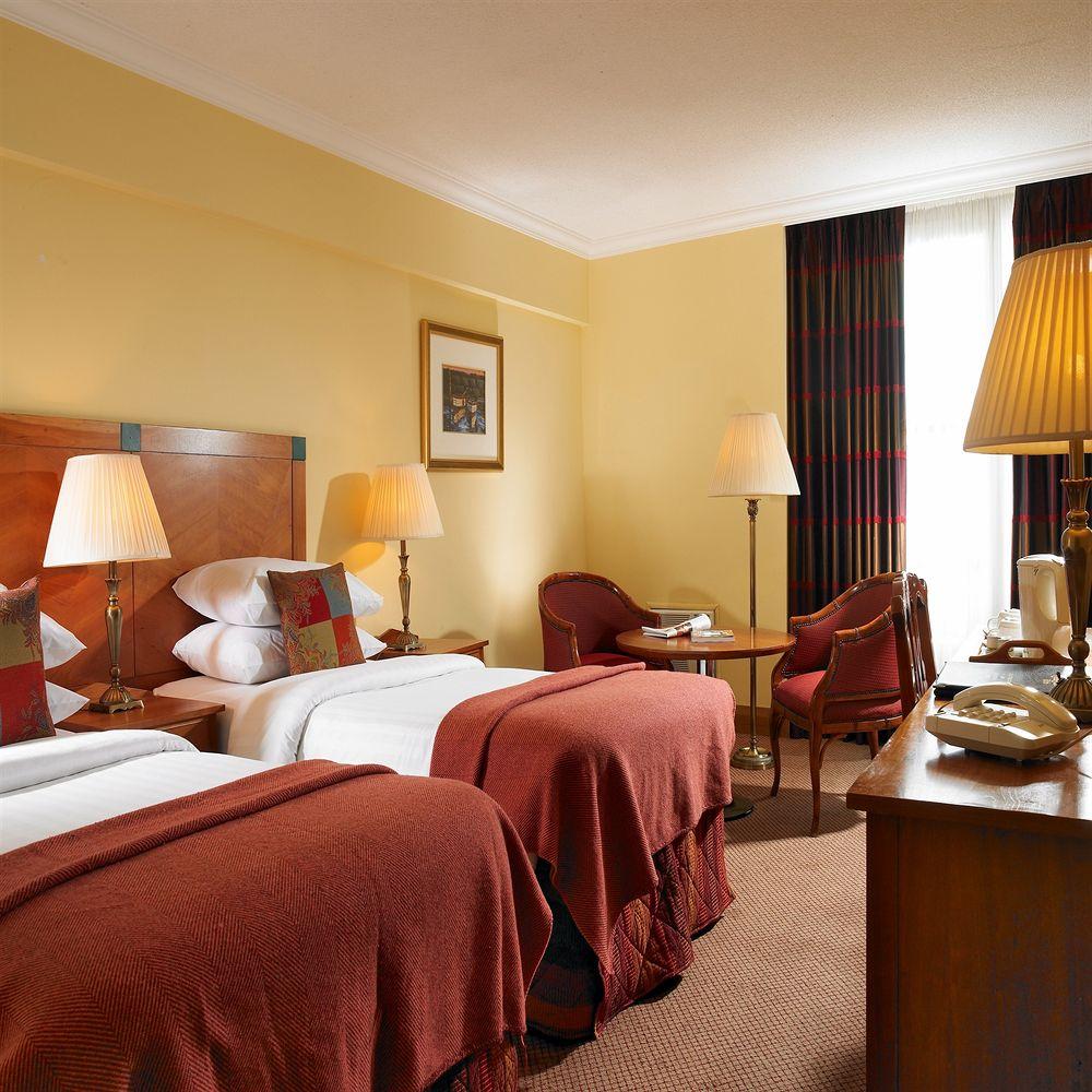 the eliott hotel