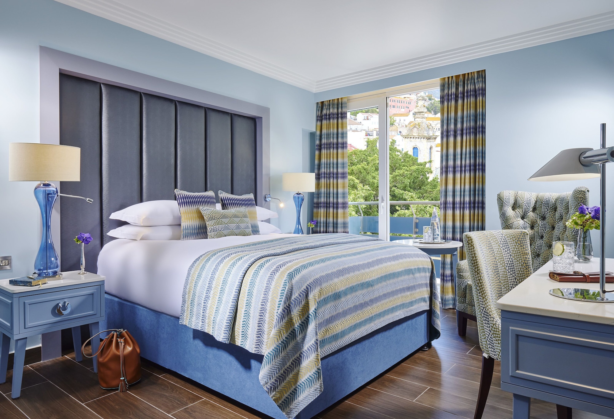 the eliott hotel