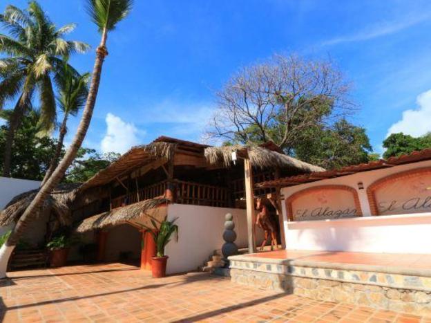 hotel surf olas altas