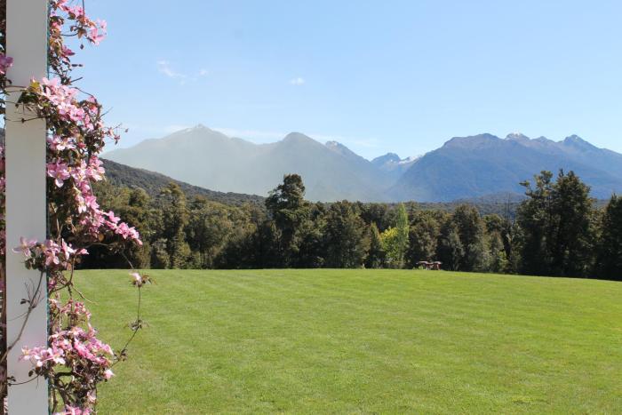 murrells grand view house adults only