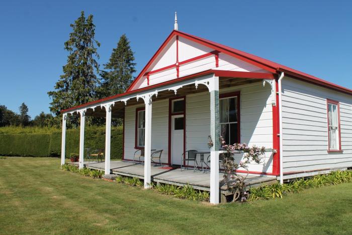 murrells grand view house adults only