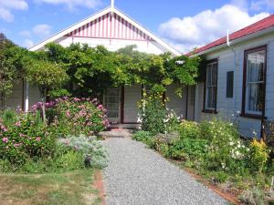 murrells grand view house adults only