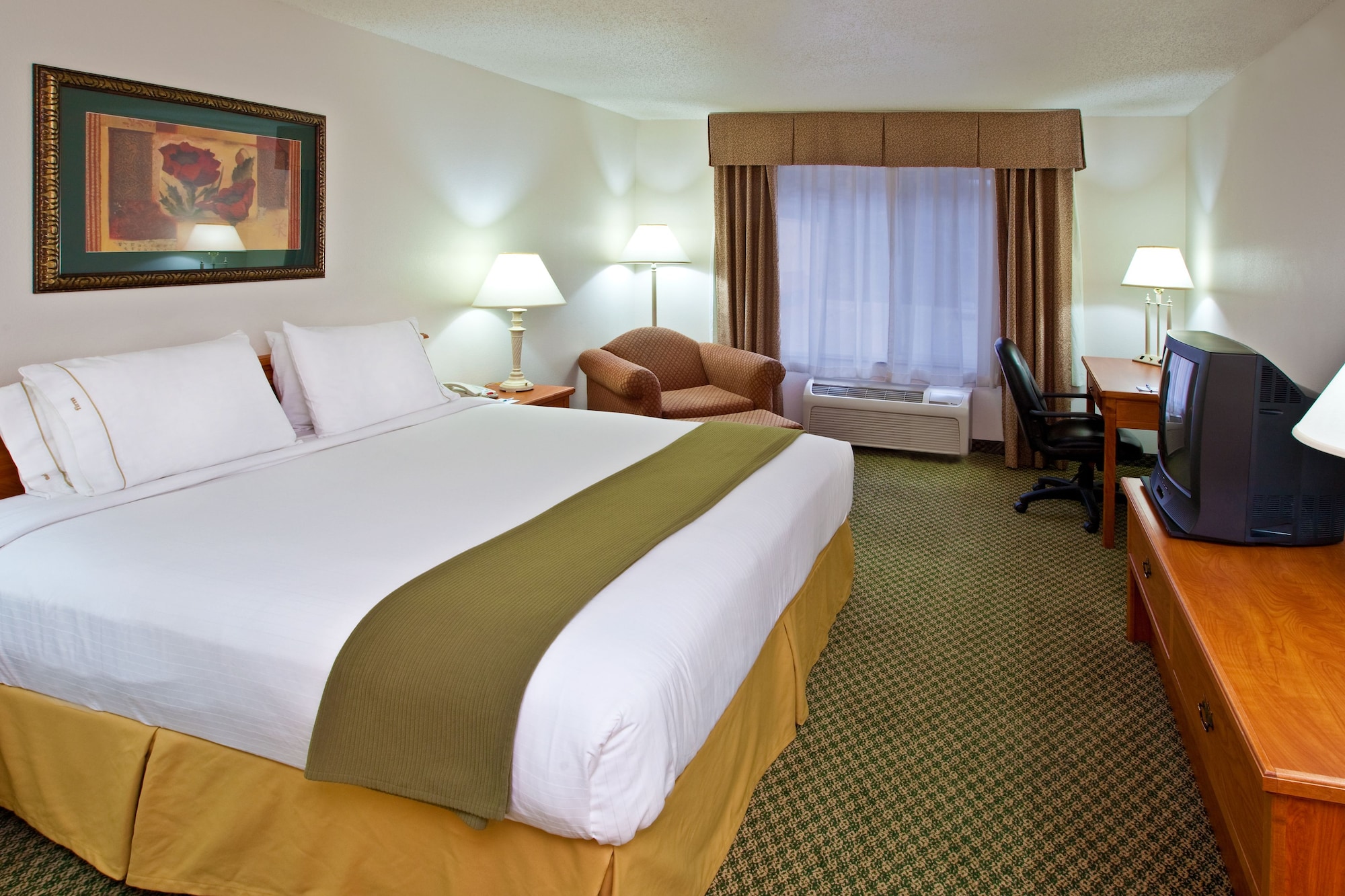 holiday inn express hotel and suites by ihg