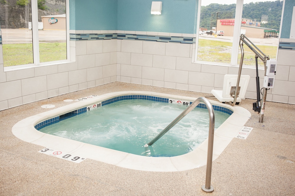 holiday inn express hotel and suites by ihg