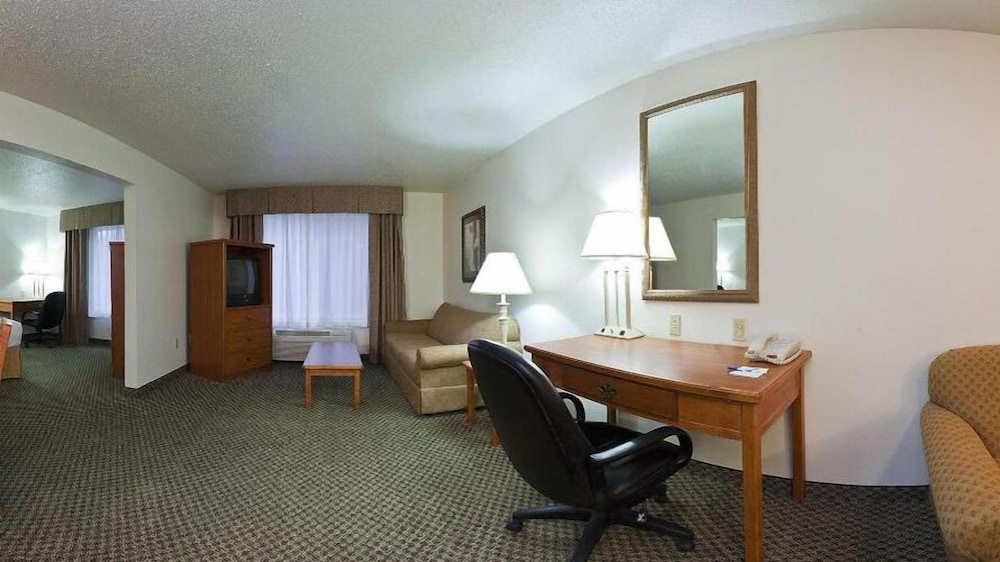 holiday inn express hotel and suites by ihg