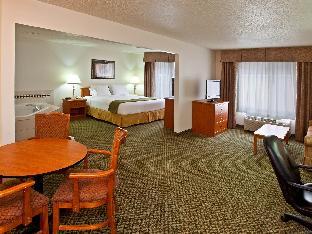 holiday inn express hotel and suites by ihg