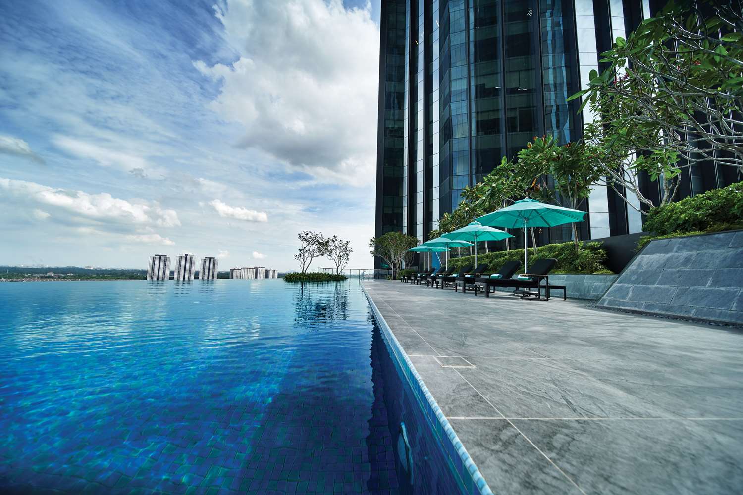 doubletree by hilton shah alam i city