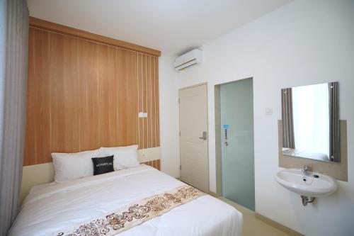 ngampilan residence by turu hotel yogyakarta
