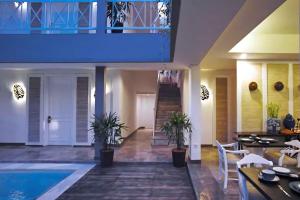 the kanjeng suites petitenget