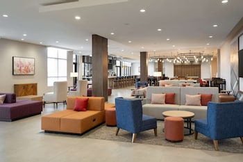 hilton garden inn visalia ca