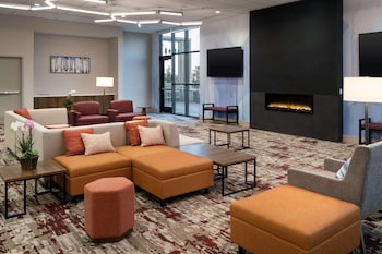 hilton garden inn visalia ca