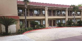 red roof inn and suites houston humble iah airport