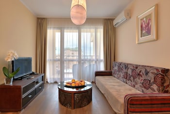apart hotel golden line