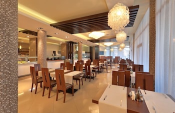 apart hotel golden line