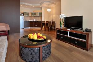apart hotel golden line